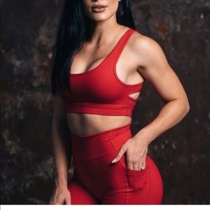 Alphalete Alphalaux Elite Sports Bra